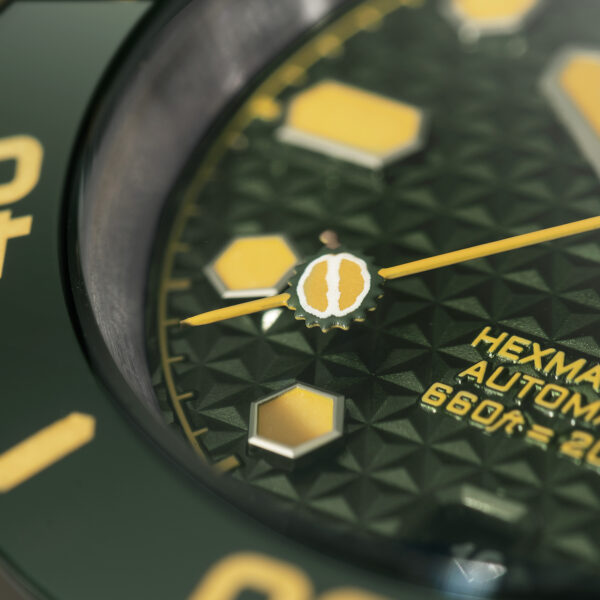 Revelot Hexmariner 39 Durian Limited Edition - Image 4